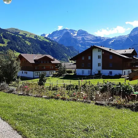 Stockli Studio Apartment Lenk
